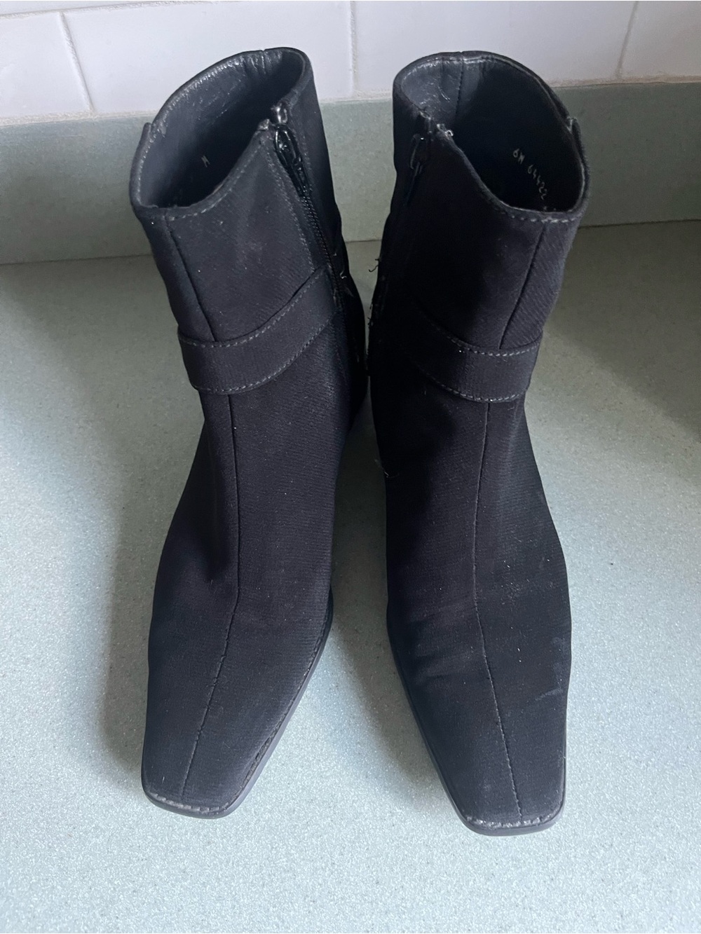 Stuart Weitzman Black gore-Tex vintage Ankle Booties Sz 9